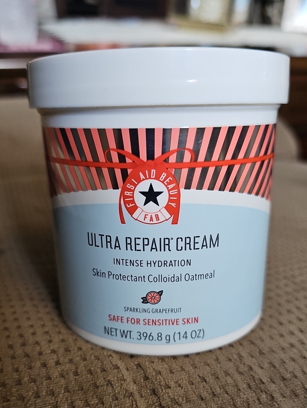 First Aid Beauty Ultra Repair Cream In Sparkling Grapefruit. New & Sealed.